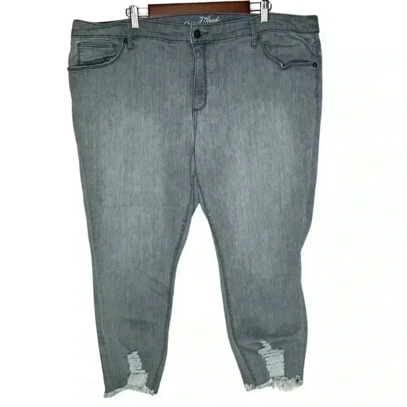 Universal Thread Jean capris - Picture 1 of 4